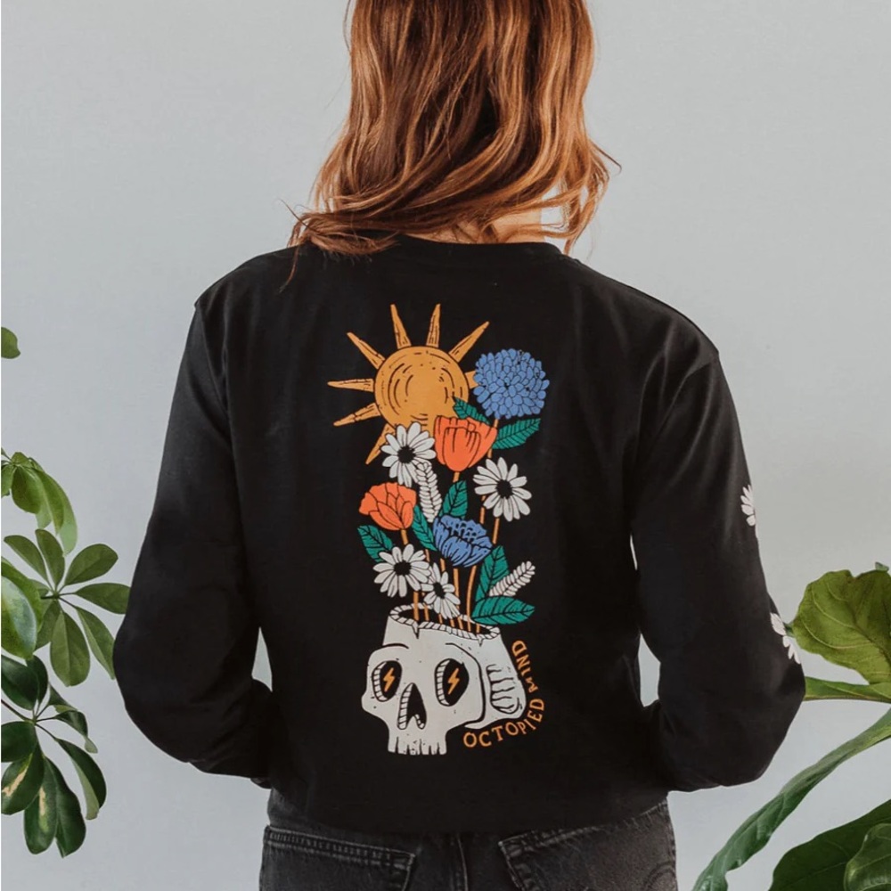 Octopied Mind Long-Sleeve Crop Tee - Let your mind grow